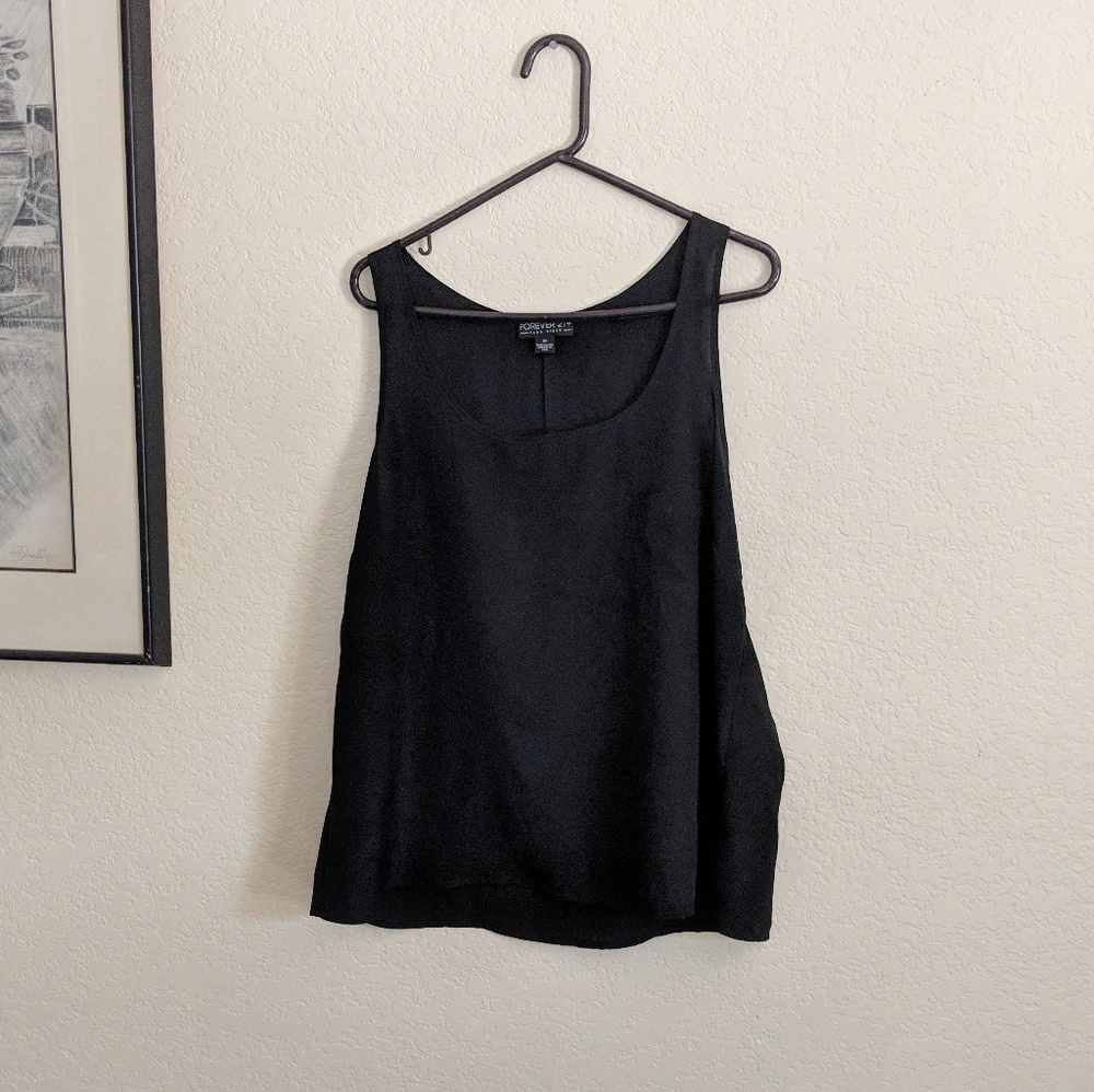 💠Black tank top